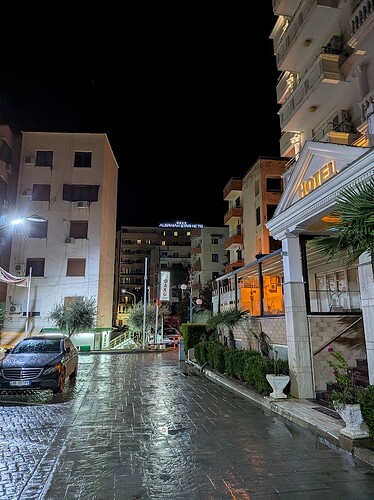 PXL_20251128_172229192