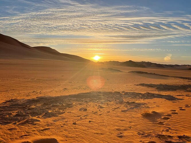 Lever de soleil à Tin Merzgoua