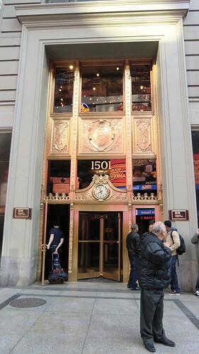 CIMG1797 broadway paramount building