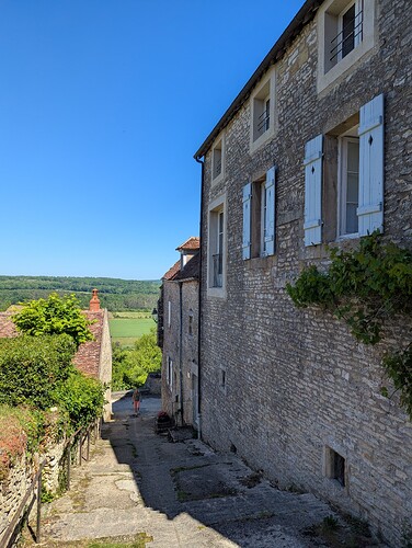 PXL_20250530_092655943_1