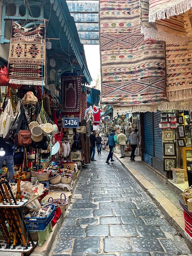 Médina de Tunis : souk touristique