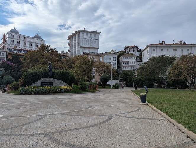 PXL_20251024_072257559_1