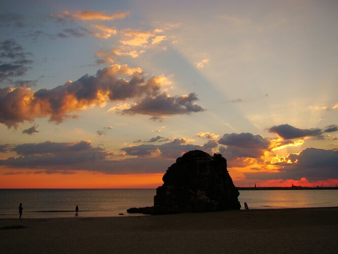 2-3稲佐の浜夕焼け（広報課）