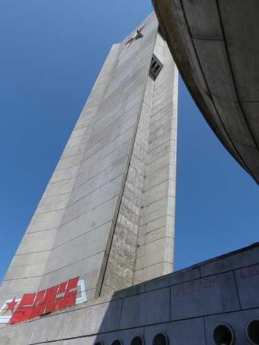 Monument de Bouzloudja