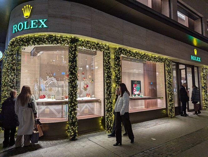 PXL_20251227_170002933_1