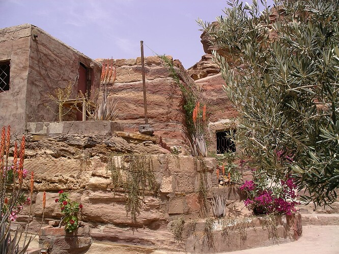 05_37 Muffleh's House