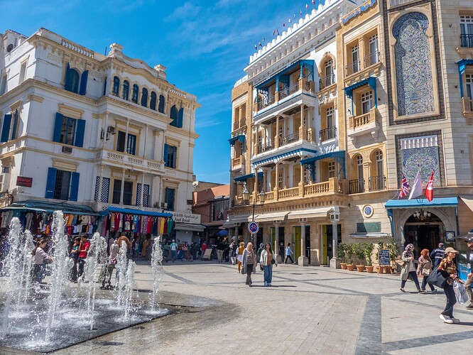 Place de la Victoire et Bab Al-Bahr
