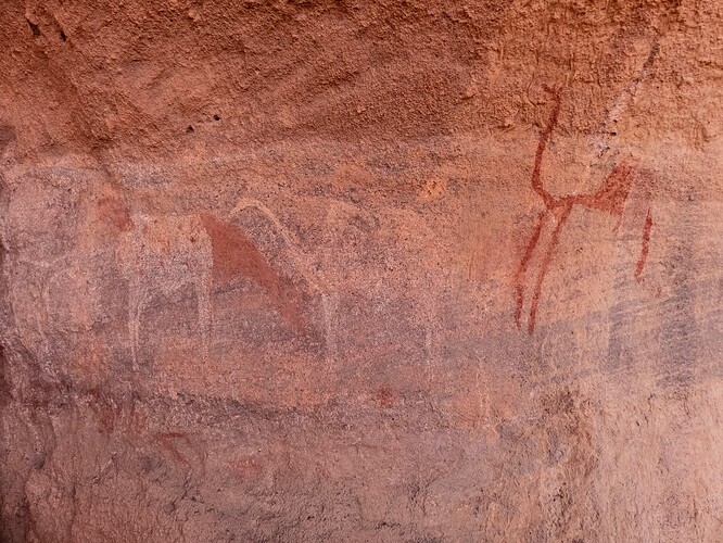 Peintures rupestres de la grotte Essirek