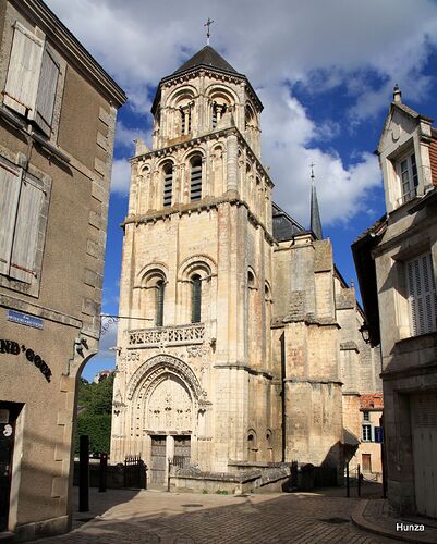 Poitiers, église Sainte-Radegonde