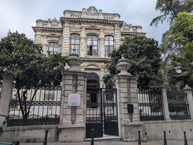 PXL_20251023_082430625_1