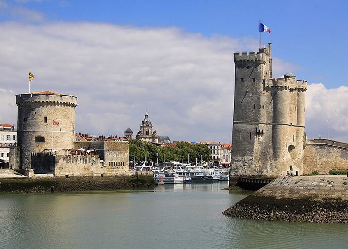 Le long de la côte de Charente-Maritime, de phares en phares … de La Rochelle à l'île de Ré jusqu'à l'île d'Aix (1ère partie) - jem