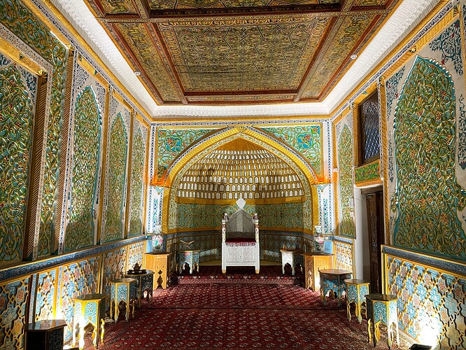 Tach Khaouli