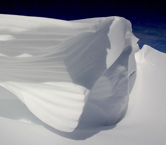 Luz Ardiden Sculpture glace