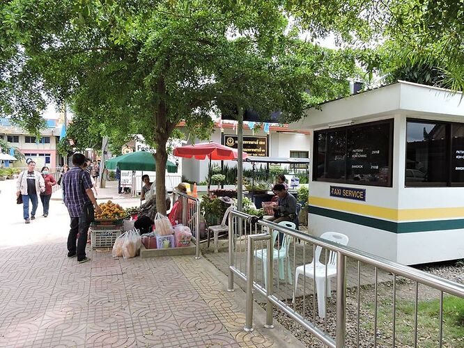 Taxi Siem Reap - Bangkok (ou autres villes) - IzA-Cambodia Taxi Siem Reap - Bangkok (ou autres villes) - IzA-Cambodia