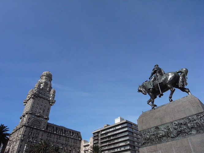 R1049569