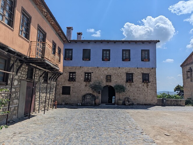 PXL_20250804_102859199_1