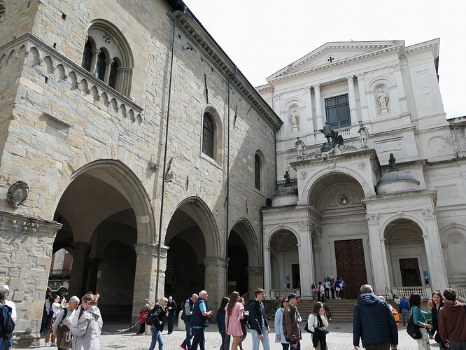 09_3_18_Bergame_Duomo_P1000778