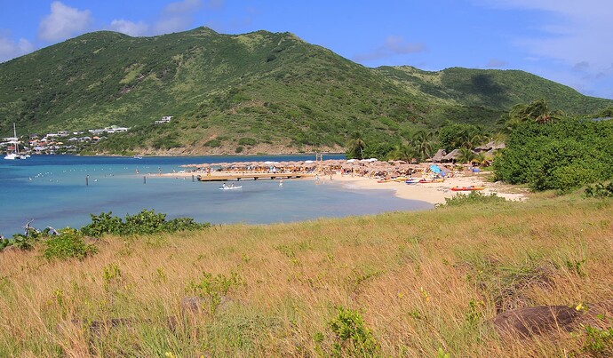 Pinel plage principale