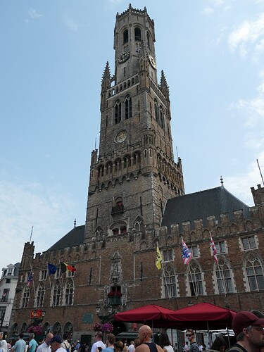 04_08_21_Bruges, Markt_P1093391