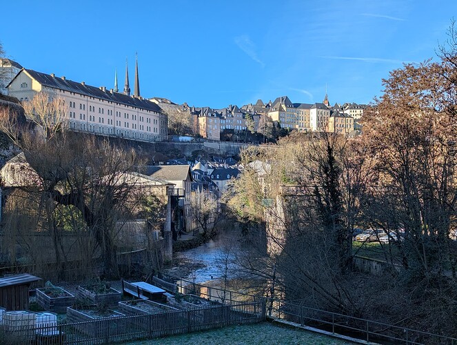 PXL_20251227_113255391_1
