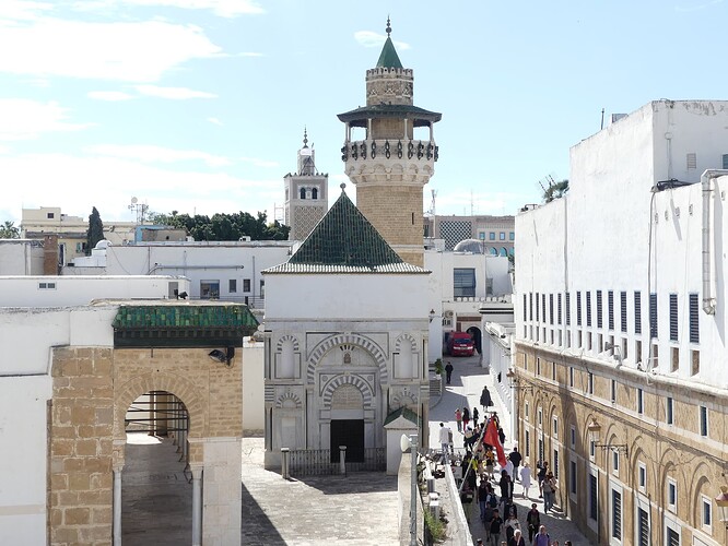 Vue sur la mosquée Sidi Youssef Dey
