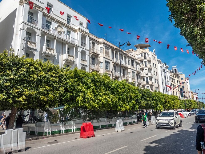 Avenue Habib Bourguiba