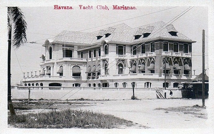 Havana_-_Yacht_Club_Marianao