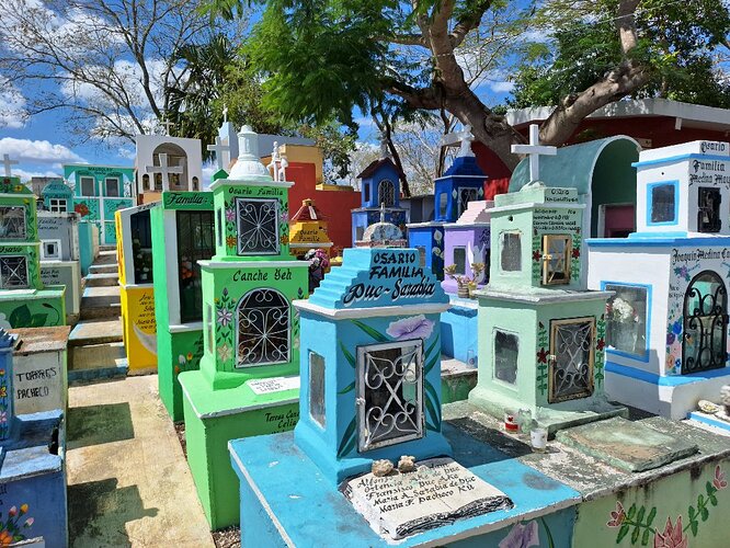 MEXIQUE cimetière de Hoctun (6)