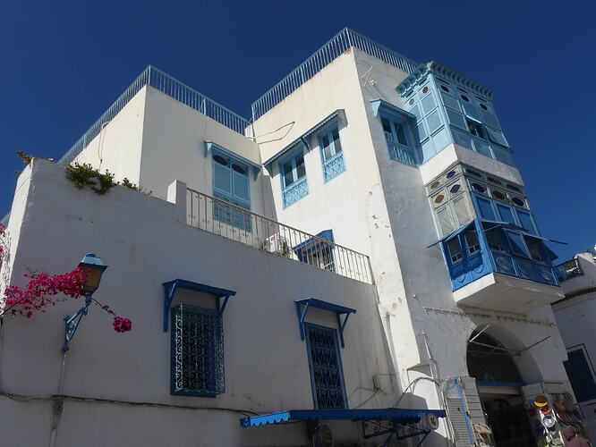 Rue Habib Thameur
