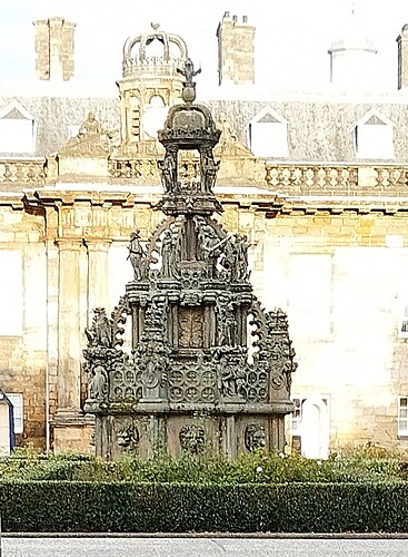 Holyrood Palace Fontaine