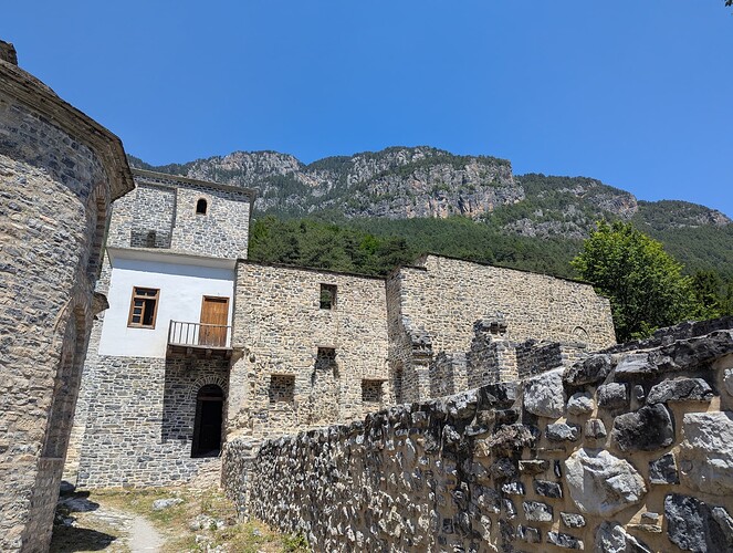 PXL_20250809_100709779_1