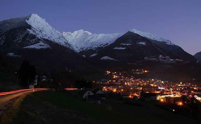 Dans les Hautes Pyrénées, teintes d'automne et blancheur hivernale - jem