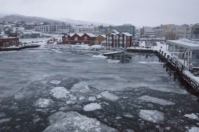 Express Côtier BERGEN / KIRKENES / BERGEN - cartesien