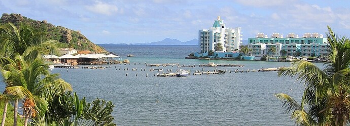Oyster Pond vue depuis la partie française ... à droite, Sint Maarten