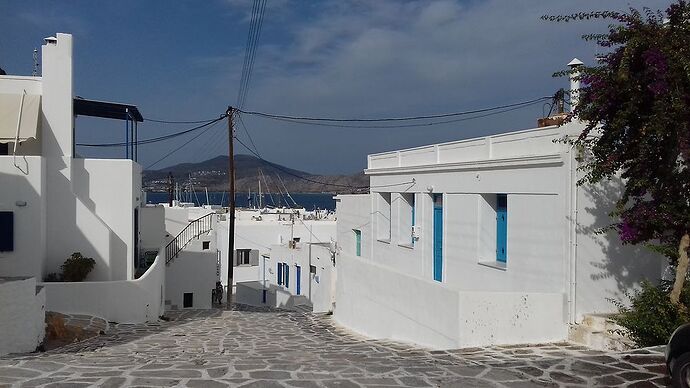 Retour de Paros/Santorin du 3 au 10 octobre 18 (avec photos) - francis31