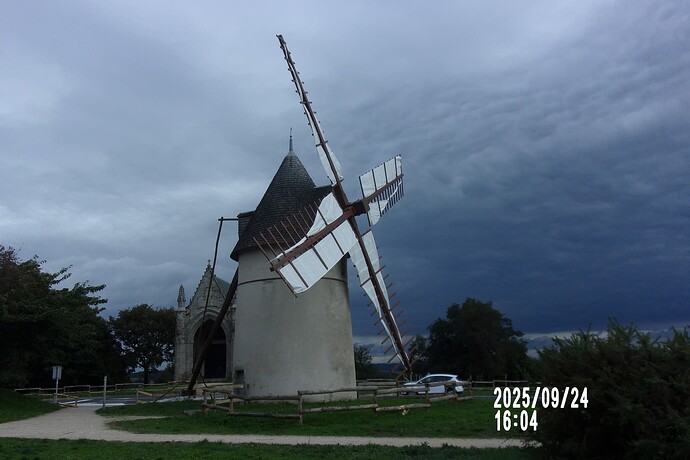 104_8289