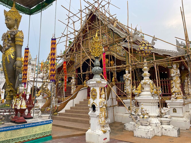 Wat Ming Muang