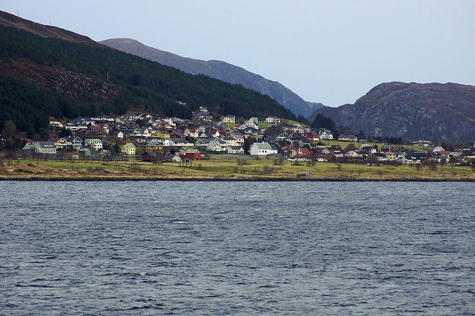 Express Côtier BERGEN / KIRKENES / BERGEN - cartesien