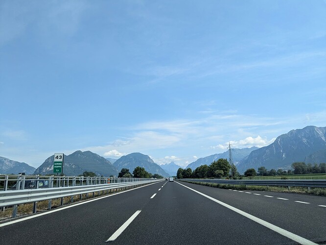 PXL_20250705_085901244