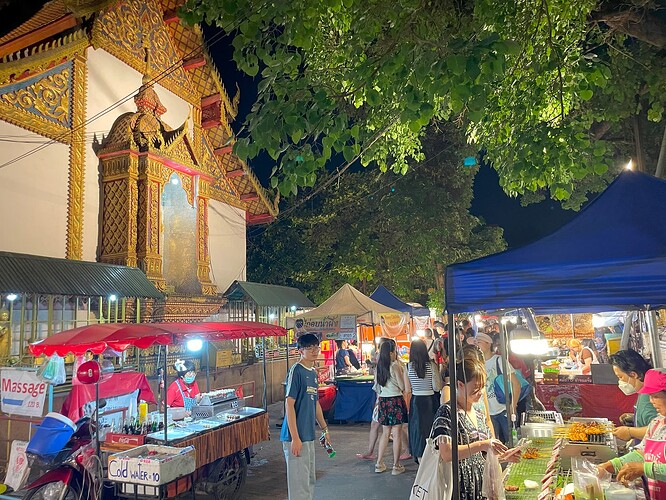 Marché de nuit du dimanche