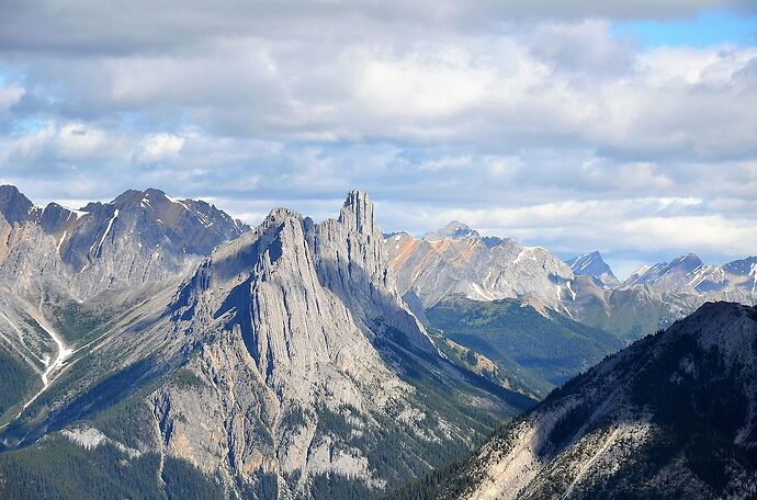 L'Ouest canadien à pleins poumons: épisode 1, les Rocheuses et la chaîne Alberta - fabienne65