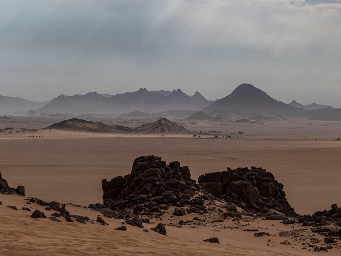 Les paysages en revenant vers Djanet