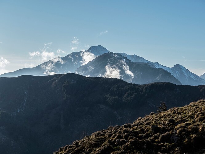 Vue sur le mont Lalla Khadidja depuis le col de Tirourda