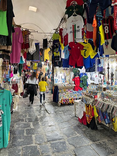 Médina de Tunis : souk touristique