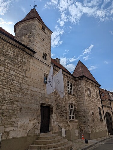 PXL_20250531_080956959_1