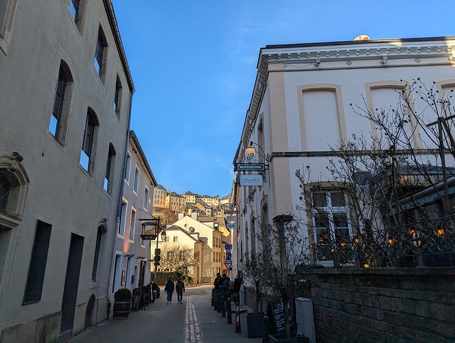PXL_20251227_114545841_1
