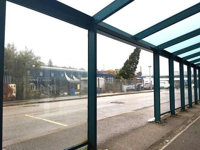 Gare routière et gare ferroviaire
