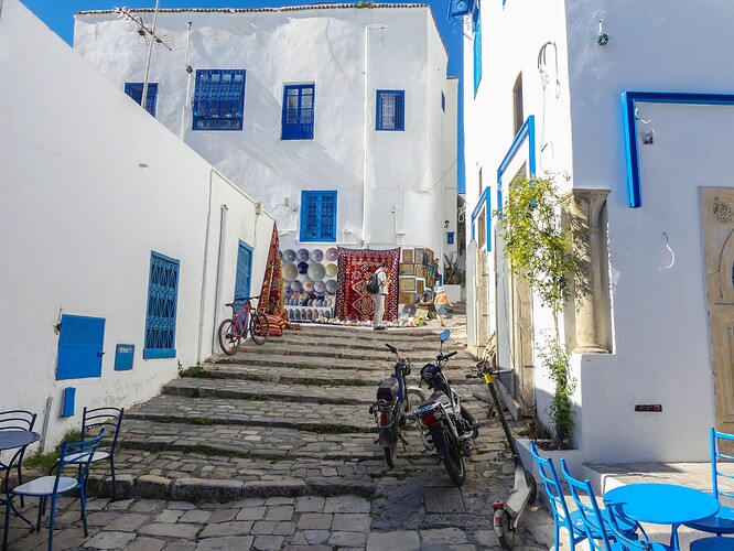 Rue Hedi Zarrouk