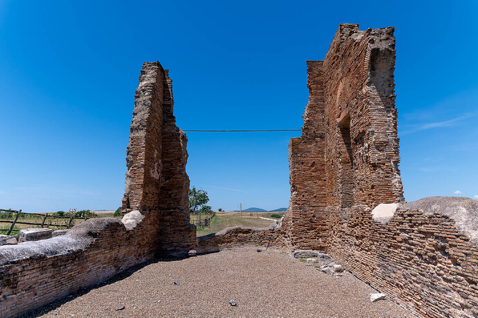 Les archéologues débattent toujours sur cet édifice, palais, temple ou autre