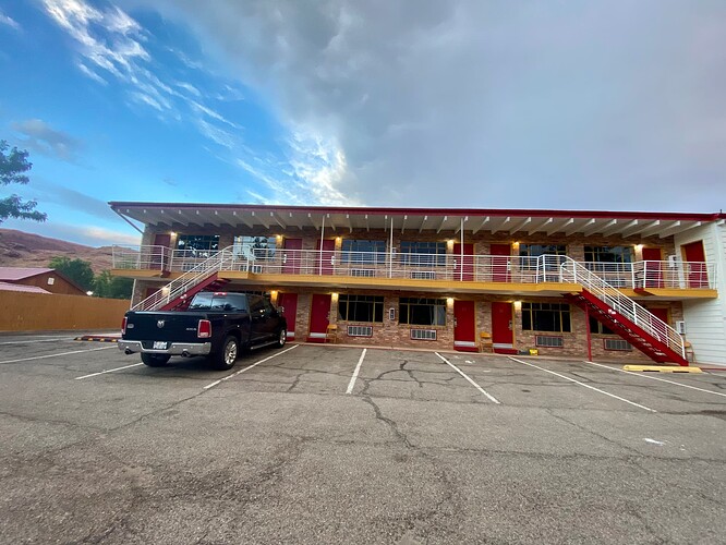 Apache motel 6